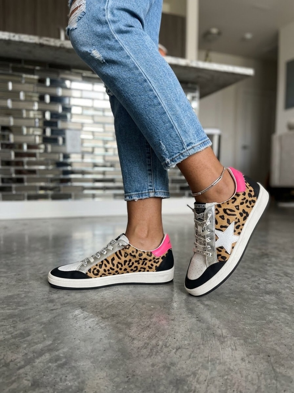 Vintage Havana VH EST 1954 Leopard Calf Hair Star Sneakers Sz 6.5 sneakers